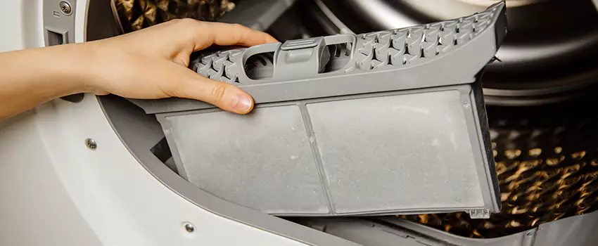 Signs Of A Clogged Dryer Lint Trap in Brent, Florida